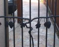 Iron Gates Click to go to gate page